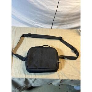 depuis 2018 Black/gray  Soft-padded IPAD Carrying Bag With Shoulder Strap